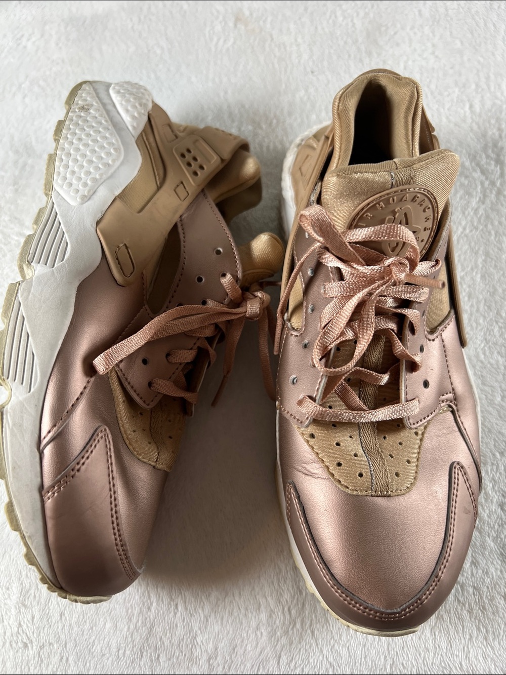 Nike Air Huarache Run Rose Gold & Bronze Finish 9.5
